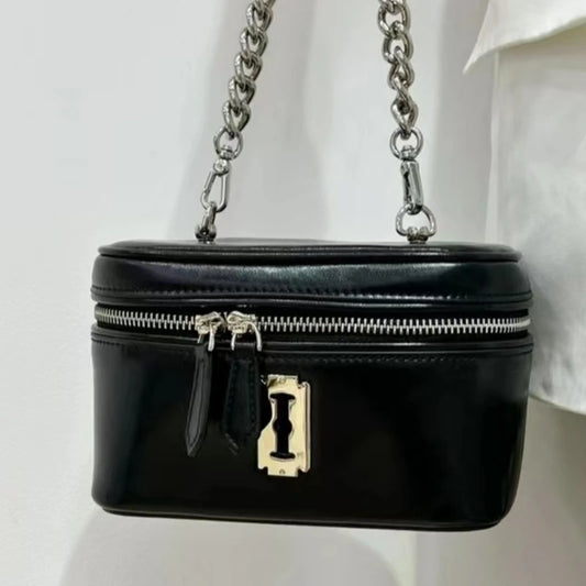 2022 New Fashion Blade Cosmetic Case Luxury Designer Genuine Leather Handbag Chain Shoulder Messenger Small Square Bag Female