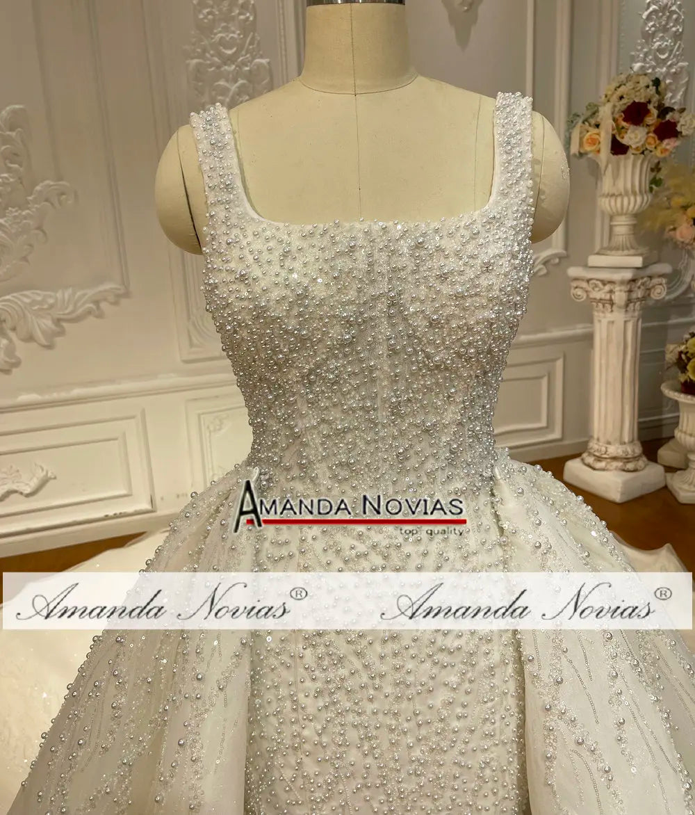 Vestido de novia 2 en 1 con falda desmontable de Amanda Novias NS4784