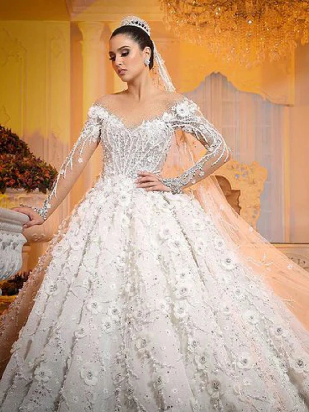 Hermosos vestidos de novia de encaje con escote redondo y apliques de cristales, vestidos de novia de lujo hasta el suelo, vestidos de novia