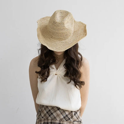 Nuevo sombrero de paja de rafia con gancho hecho a mano de estilo de diseñador de verano, sombreros de jazz de Panamá para mujer, sombrero para el sol de alta calidad, sombrero de vaquero con borde vertical