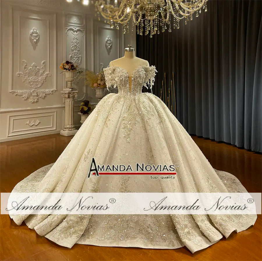 Robe de mariée à bretelles dénudées au design spécial NS4692