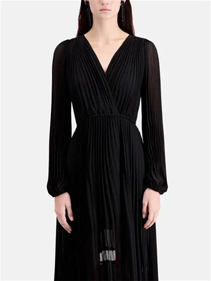 Robe longue à manches longues pour femmes, taille élastique, slim, élégante, tempérament, printemps, nouvelle collection 2024, robe plissée irrégulière à col en V pour femmes