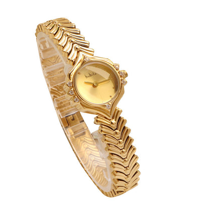 Montre à quartz pour femme avec chaîne en bambou