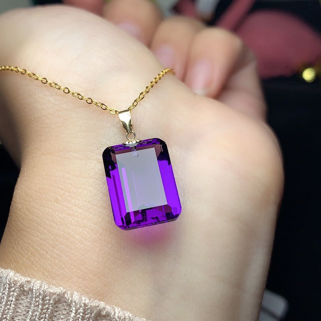 Amethyst Pendant With 18K Gold Buckle Jewelry