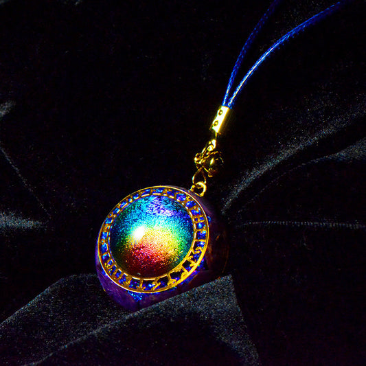 Men's And Women's Fashion Rainbow Crystal Pendant Necklace