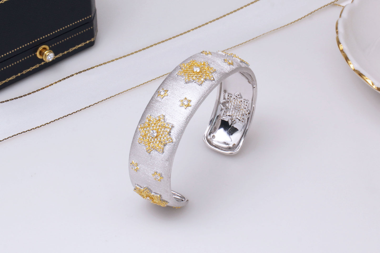 925 Silver Gold Plated Divided Snowflake Bracelet