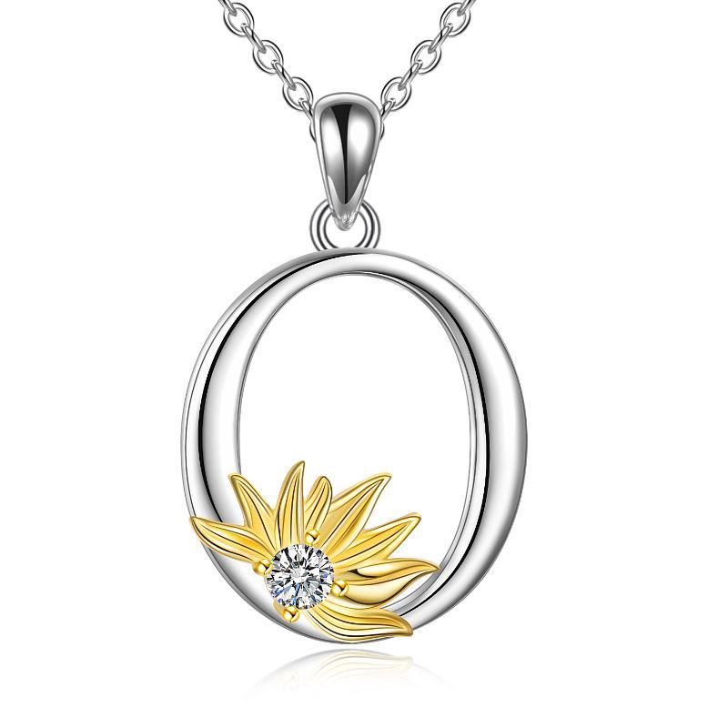 Collar con colgante con nombre y letra A del alfabeto inicial en plata de ley con girasol