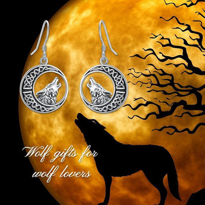 Pendientes colgantes con forma de luna celta y lobo en plata de ley