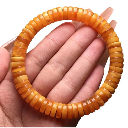 Pulsera de pastillas de cera de abejas natural con miel vieja cortada en tiras finas