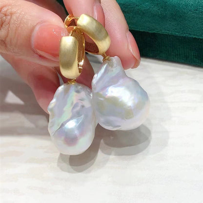 Retro Simple Large Baroque Pearl Earrings