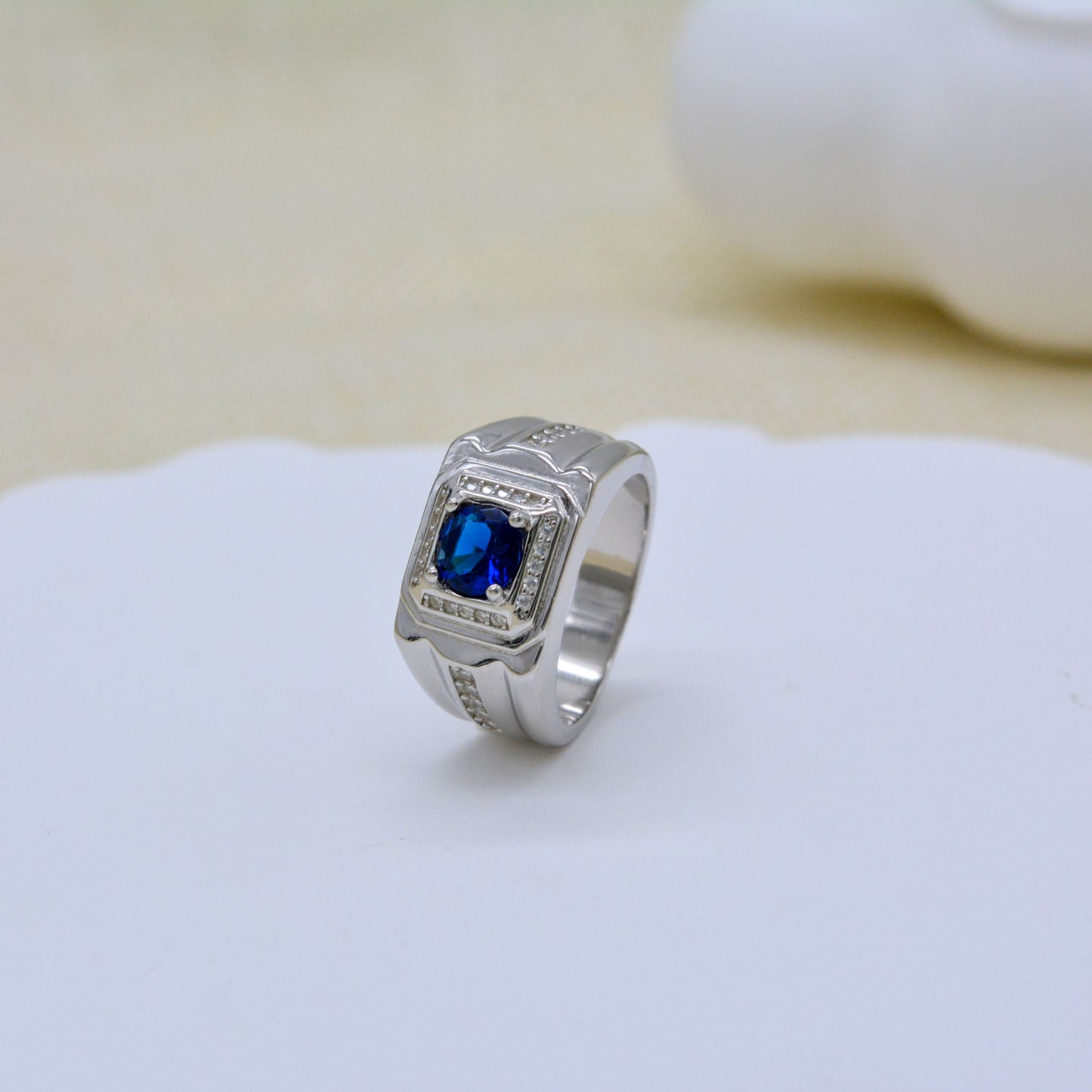 Bague pour femme en argent sterling S925 avec pierres précieuses bleues de haute qualité et à la mode