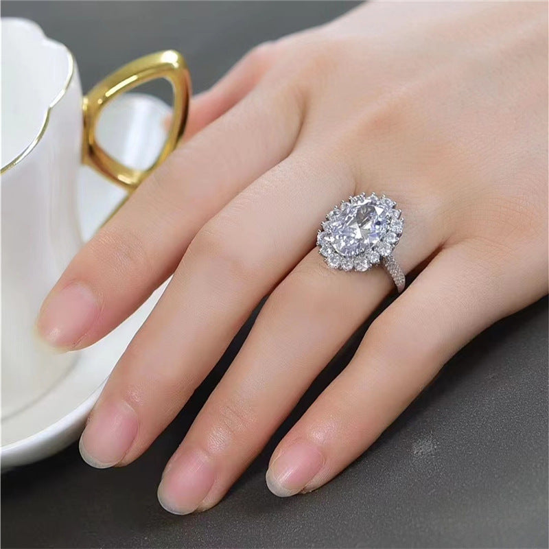 Bague en moissanite ovale en forme d'œuf DEVI Bague en diamant avec gros diamant