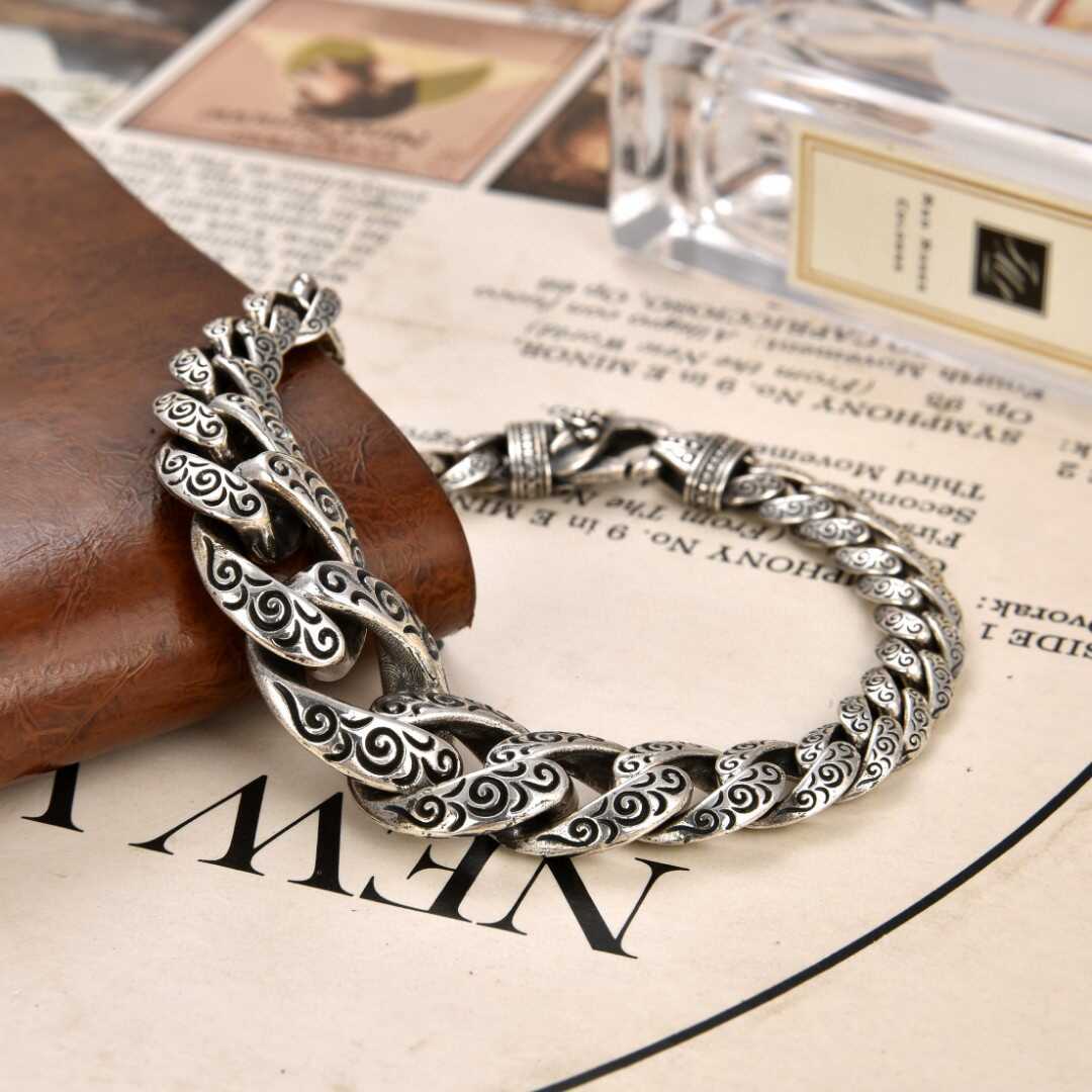 Pulsera retro dominante con cabezas de dragón chino doble