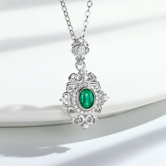 Natural Emerald Necklace Female Vintage Lace Design S925 Silver Inlaid Gem Pendant