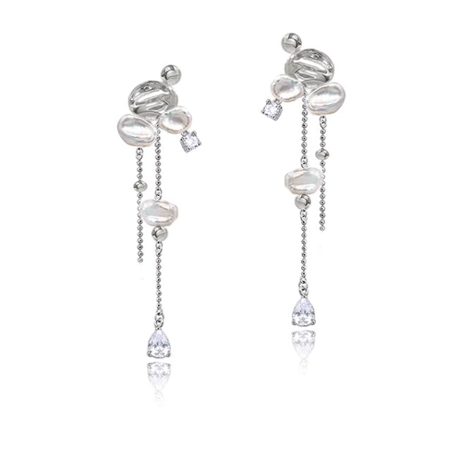 Design Shaped Baroque Cultured Pearl Earring Long Tassel