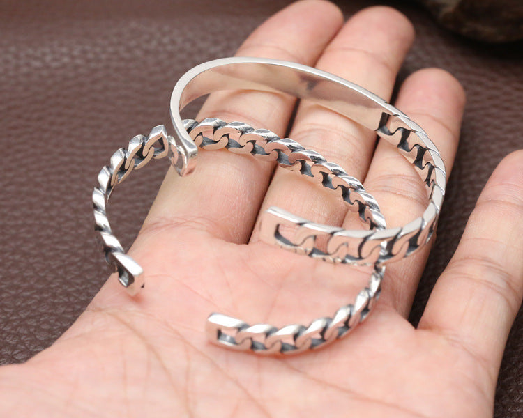 Pulsera de mujer con apertura retro en plata de ley S925 con efecto desgastado