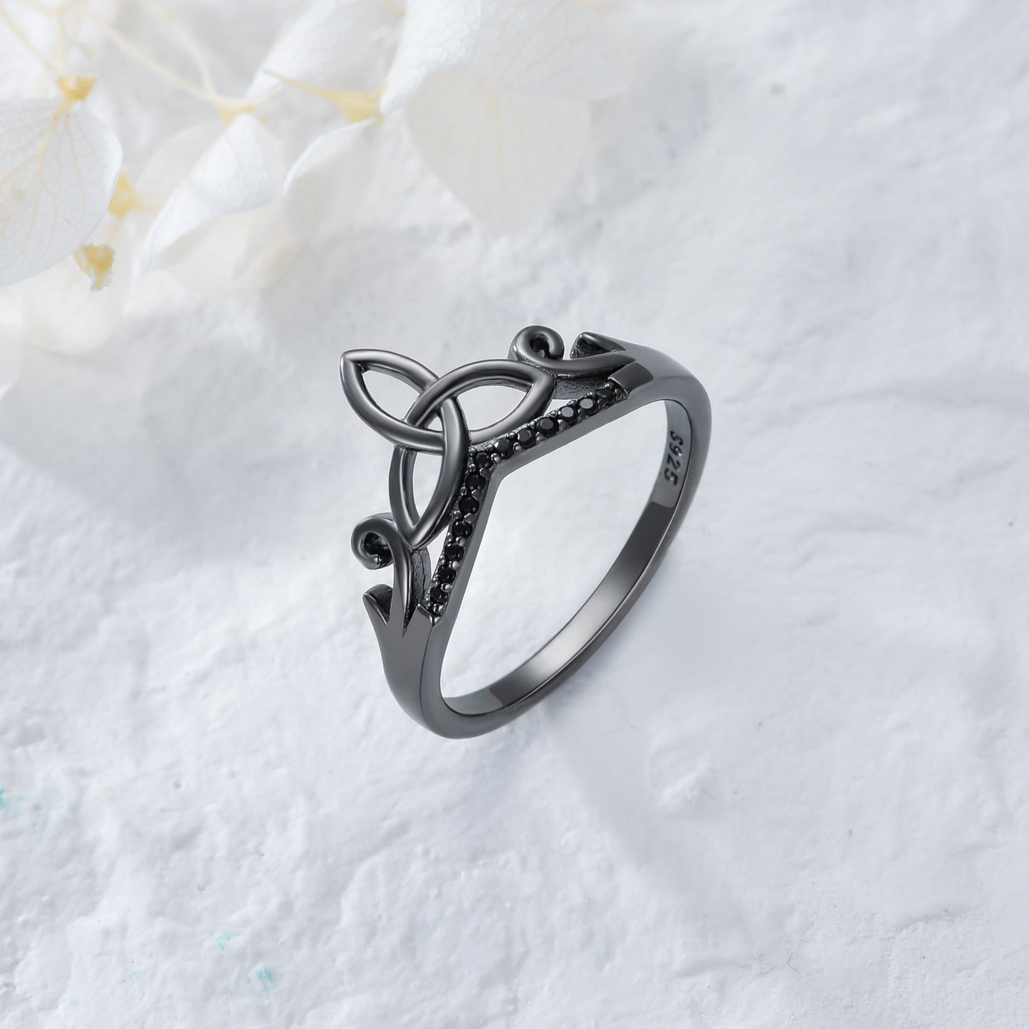 Bagues celtiques noires en argent sterling