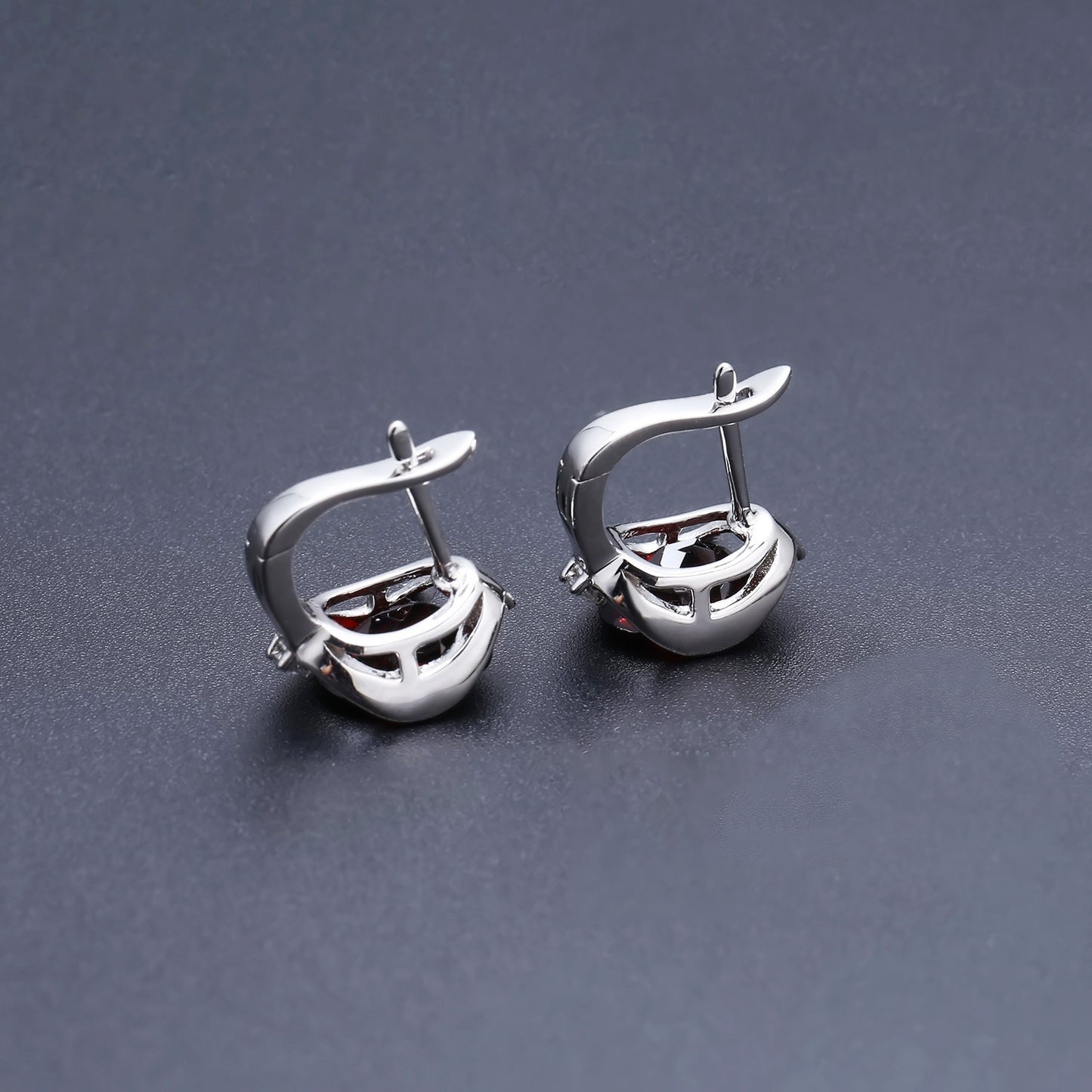 Pendientes de granate natural con incrustaciones de plata S925