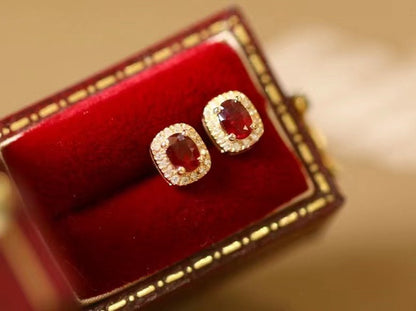 Pendientes de oro auténtico con diamantes y rubíes naturales de color rojo sangre de paloma